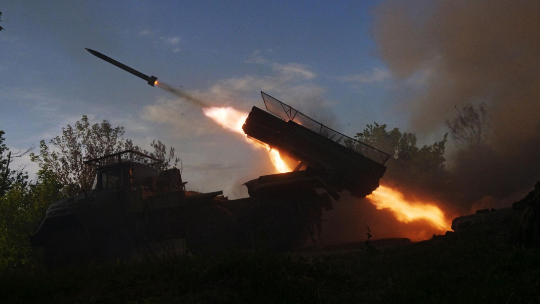 ВС России поразили украинский сухогруз с западными ракетами и боеприпасами ВС России поразили украинский сухогруз с западными ракетами и боеприпасами