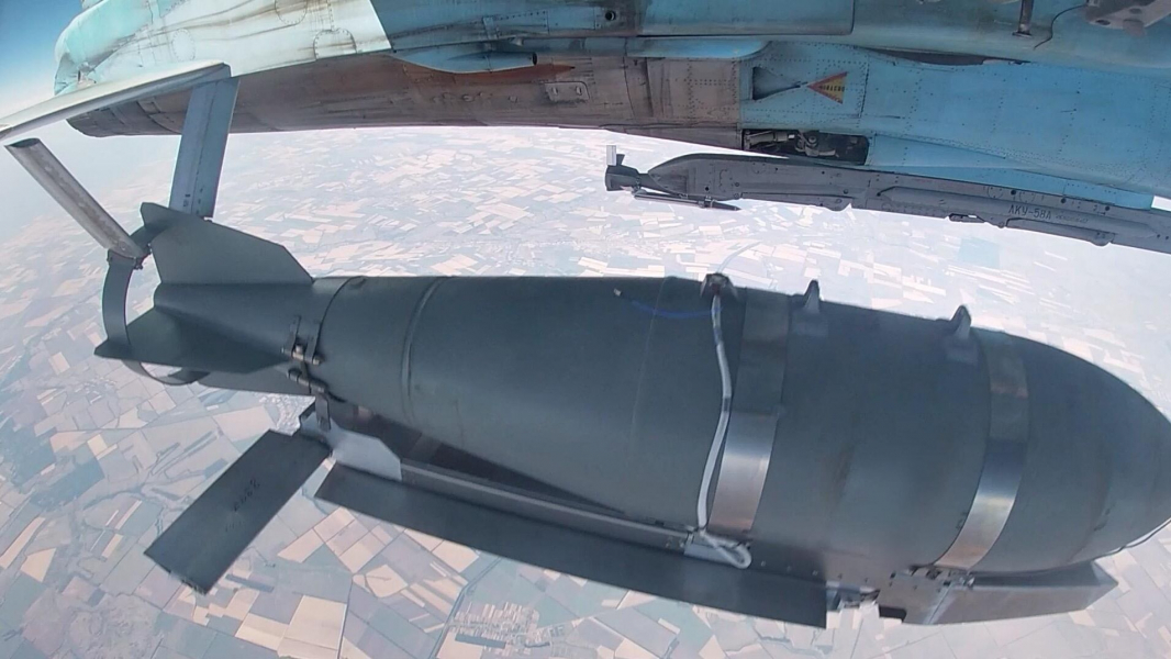 Лебедев сообщил об ударе ФАБ по месту дислокации боевиков "Азова" в Харькове Лебедев сообщил об ударе ФАБ по месту дислокации боевиков "Азова" в Харькове